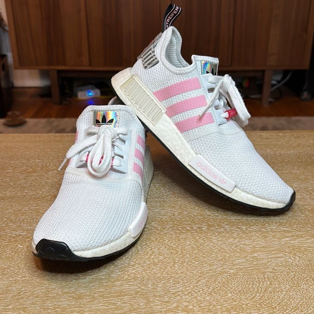 ‎Adidas NMD R1